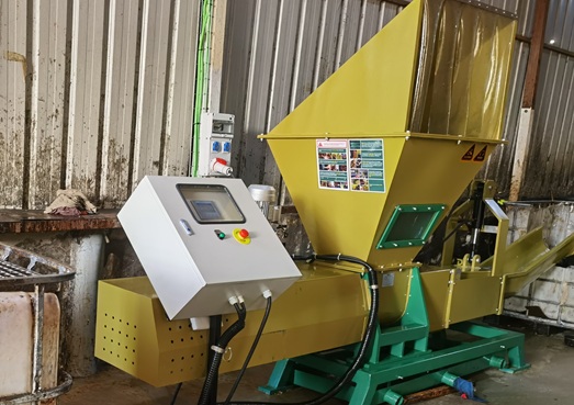 dewater-machine-on-customer-factory