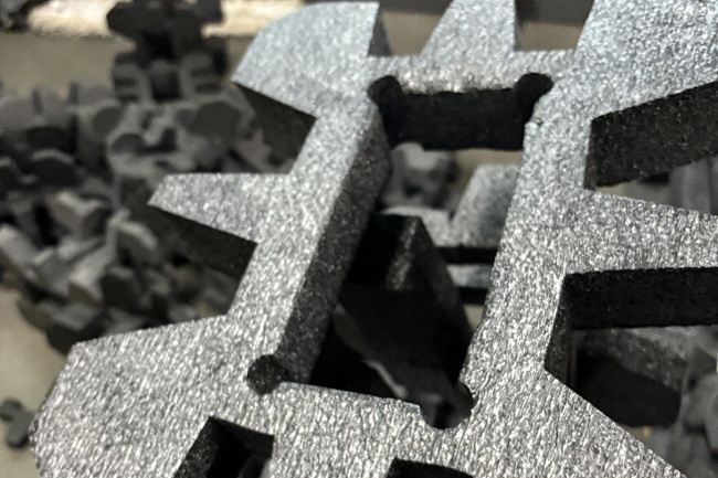 Reciclaje de polietileno espumado en empresas tecnológicas: compactar para convertir costos en ingresos