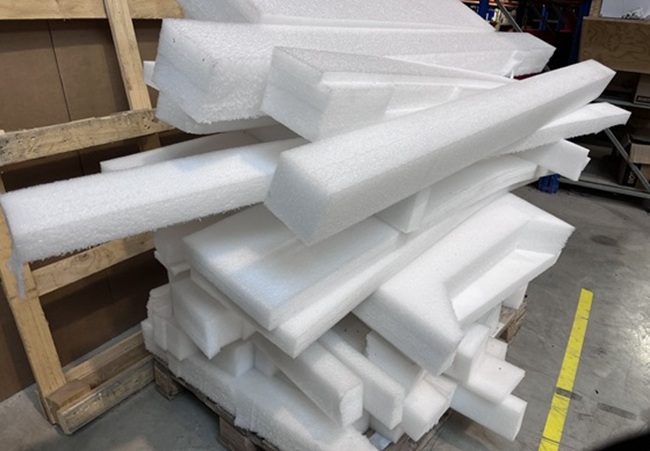 Soluciones eficientes para residuos de corte de embalaje de PE