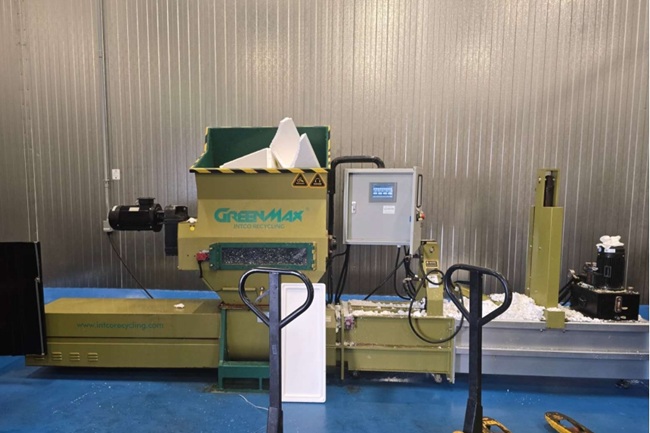 compactadora de EPS