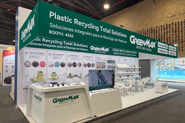 COLOMBIAPLAST 2026: GREENMAX firma dos compactadoras de icopor en Bogotá